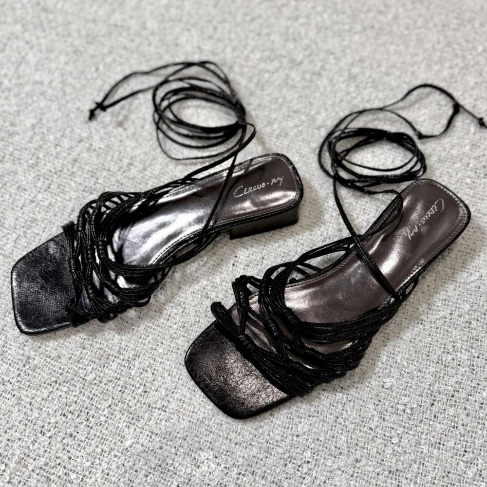 Circus NY Black Lace-Up Square Toe Wrap Sandals Size 9